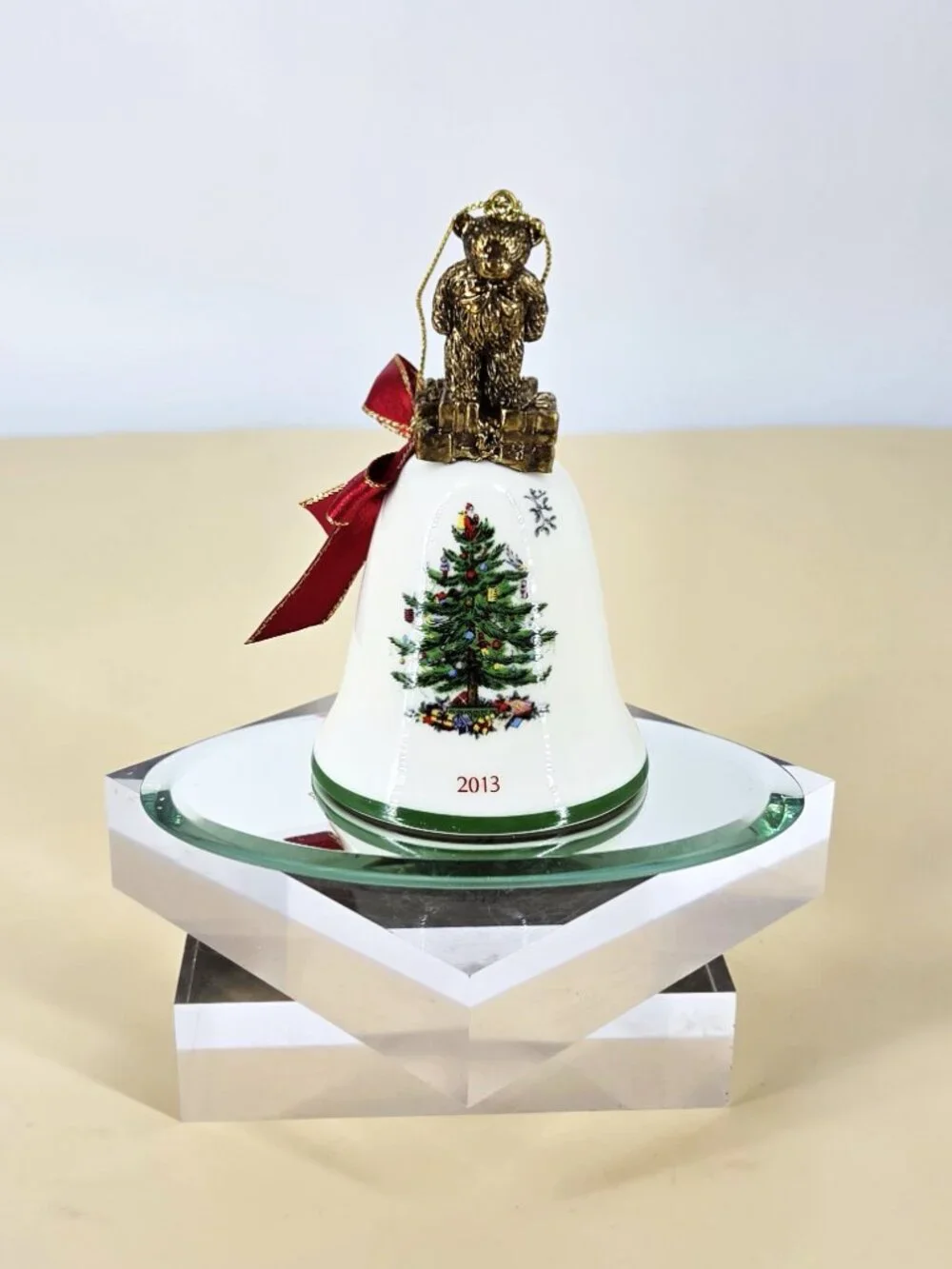 Spode 2013 Teddy Bear Christmas Tree Porcelain Bell Ornament Red Ribbon Bow NOS